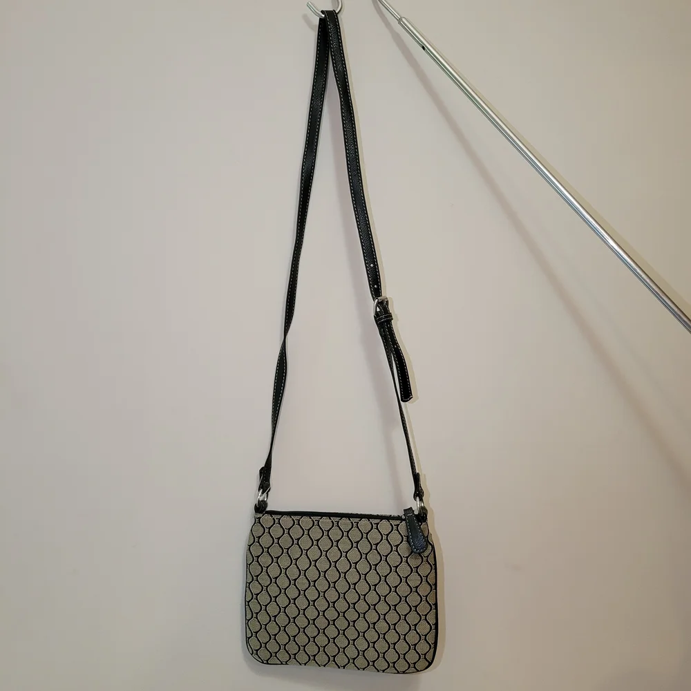 Nine West Crossbody Bag - Picture 4 of 5